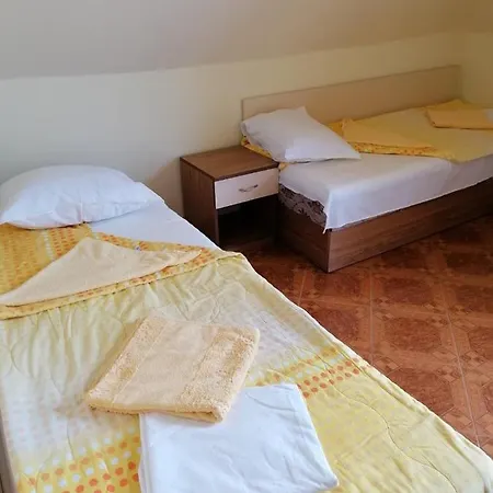 Krisia Apartment
